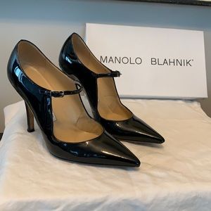 Manola Blahnik Pumps